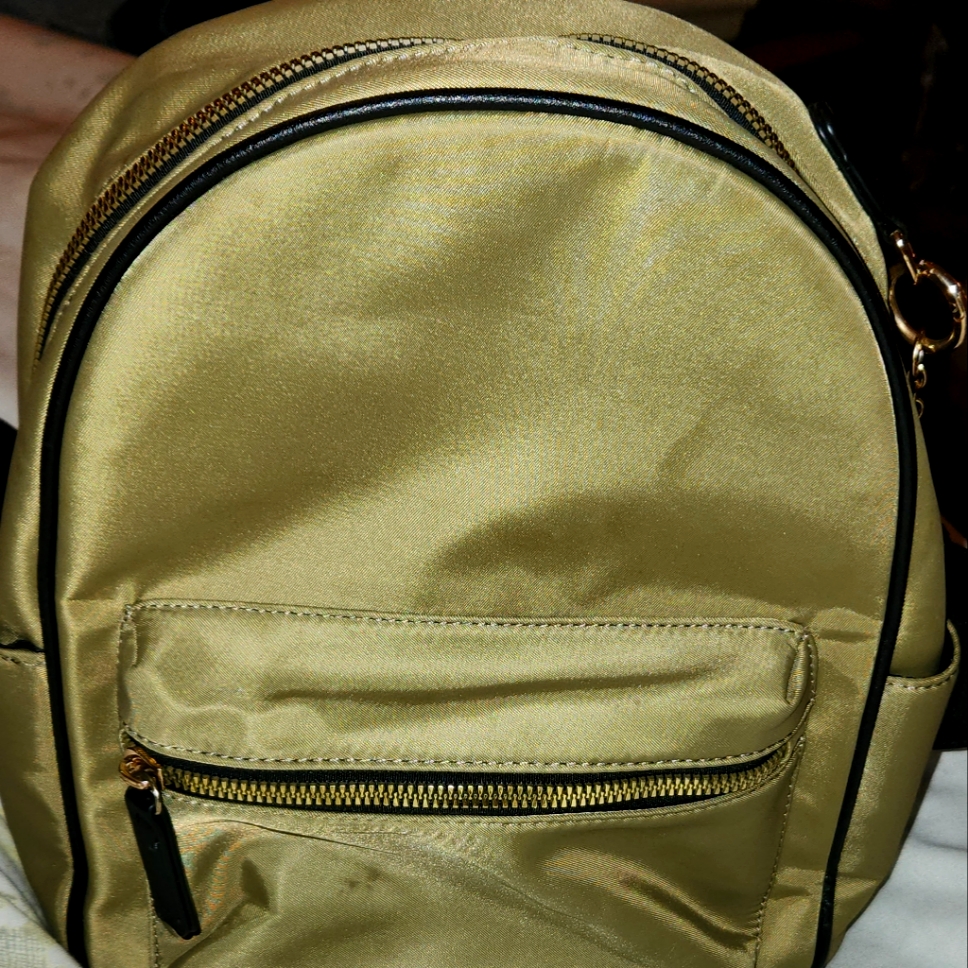 Nice Small/Medium Backpack